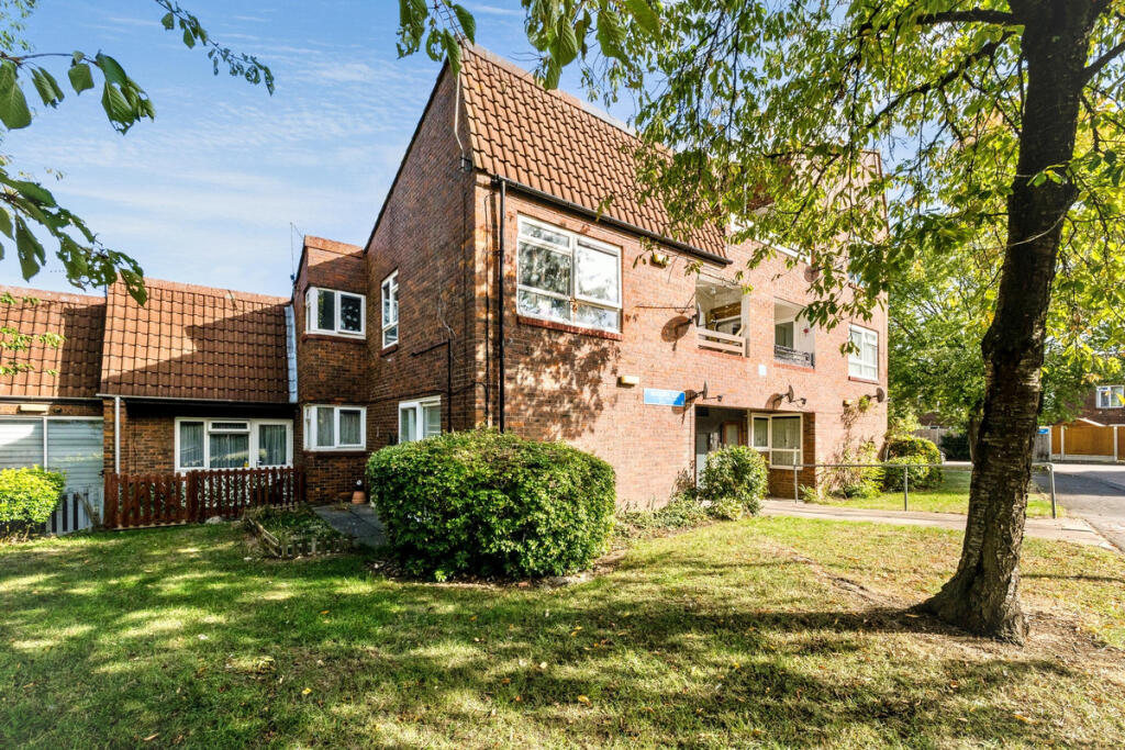 Main image of property: Marden Ash, Basildon, SS15