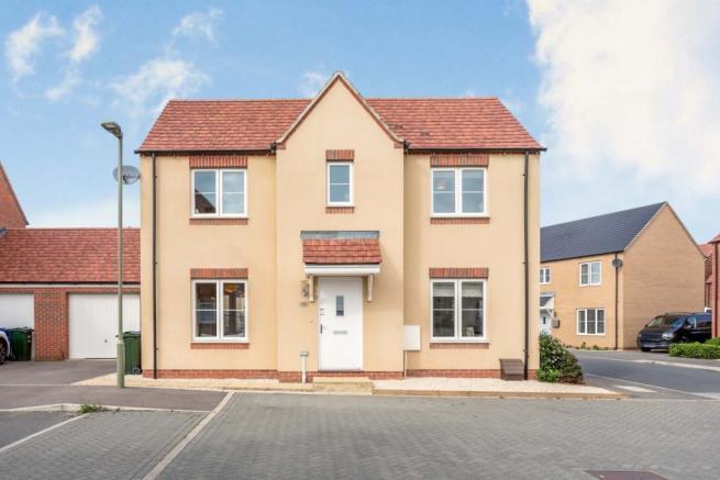 Main image of property: Bramble Crescent, Bodicote, OX15