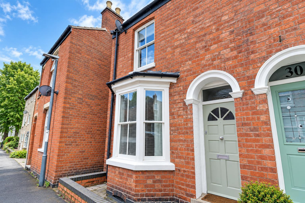 Main image of property: Norfolk Street, Leamington Spa, CV32 5YQ