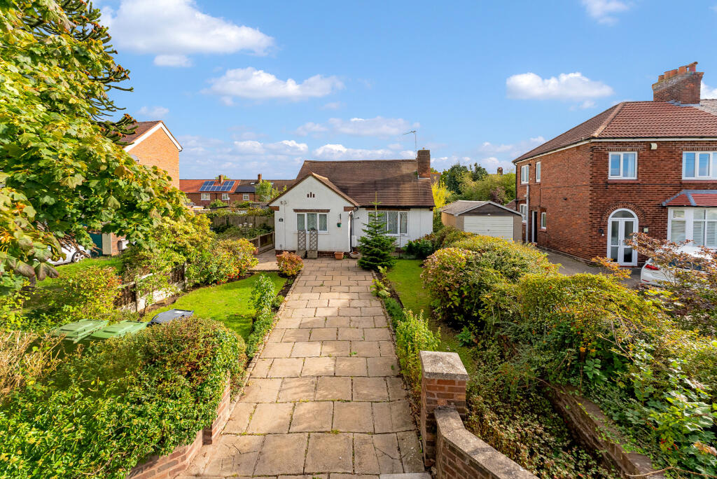 Main image of property: Runcorn Road, Northwich, CW8 4HS, Northwich