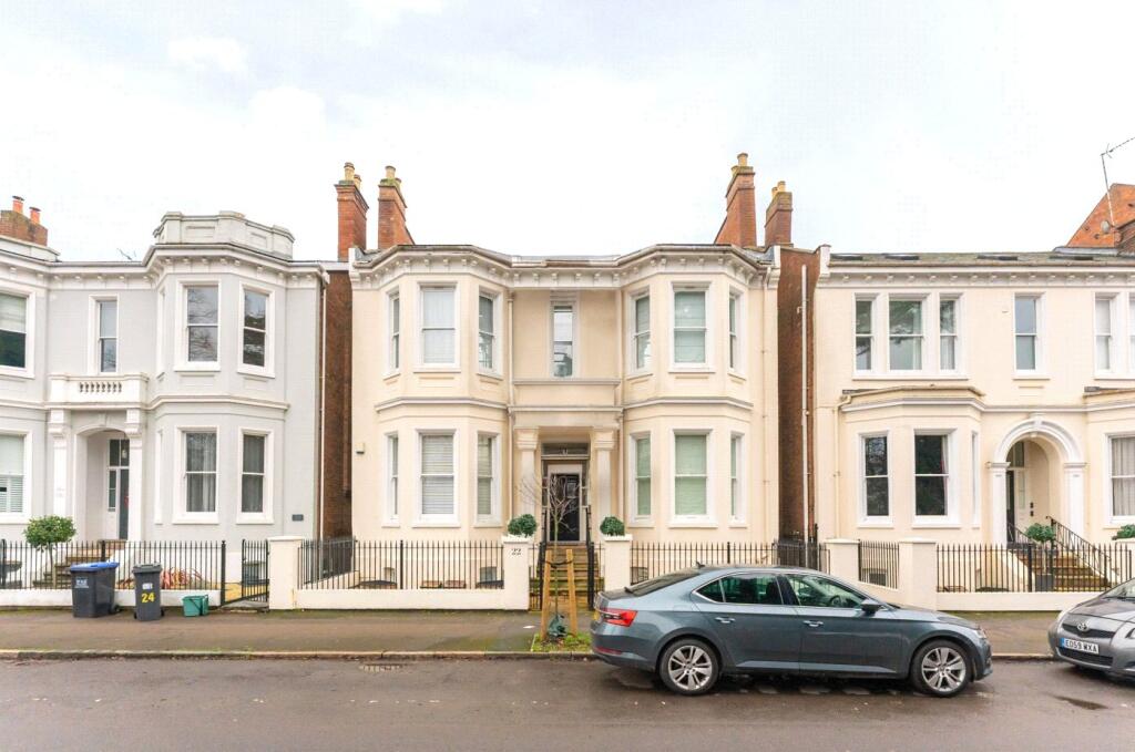 Main image of property: Leam Terrace, Leamington Spa, Warwickshire, CV31