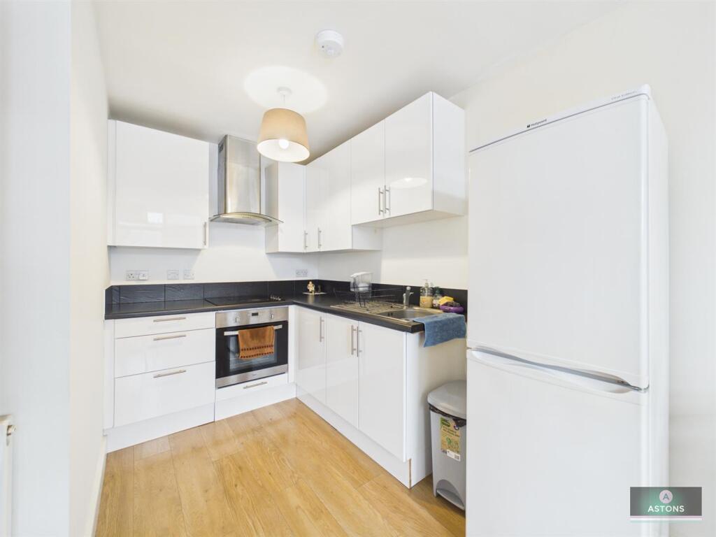 Main image of property: London Road, Lowfield Heath