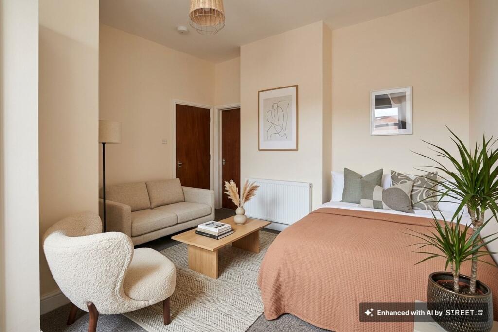 Main image of property: 66 Alma Road, Southampton, SO14