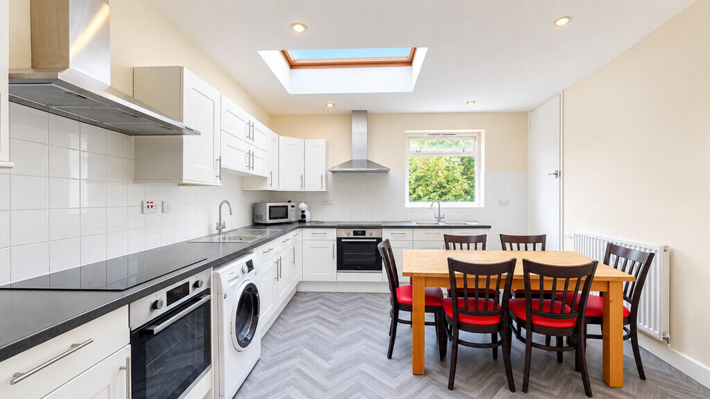 Main image of property: Cowley Road, Oxford