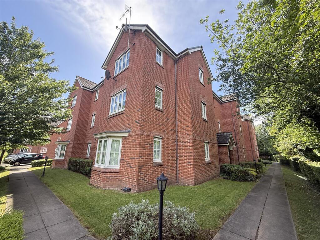 Main image of property: Hendeley Court, Burton-On-Trent