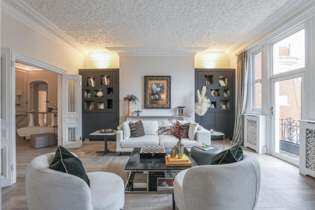 Main image of property: 116 Knightsbridge, Knightsbridge, London, SW1X