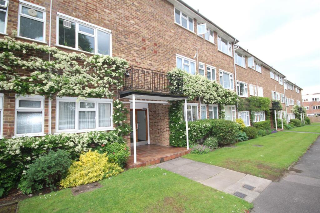Main image of property: Lindfield Gardens, Guildford