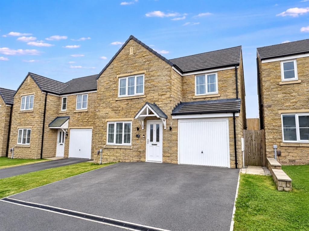 Main image of property: Buckworth Road, Oakworth, Keighley, BD22 7FL
