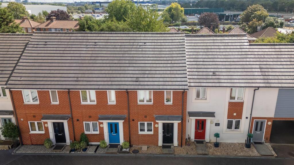 Main image of property: 7 Callisto Court, Ipswich, IP1 5AS, IPSWICH