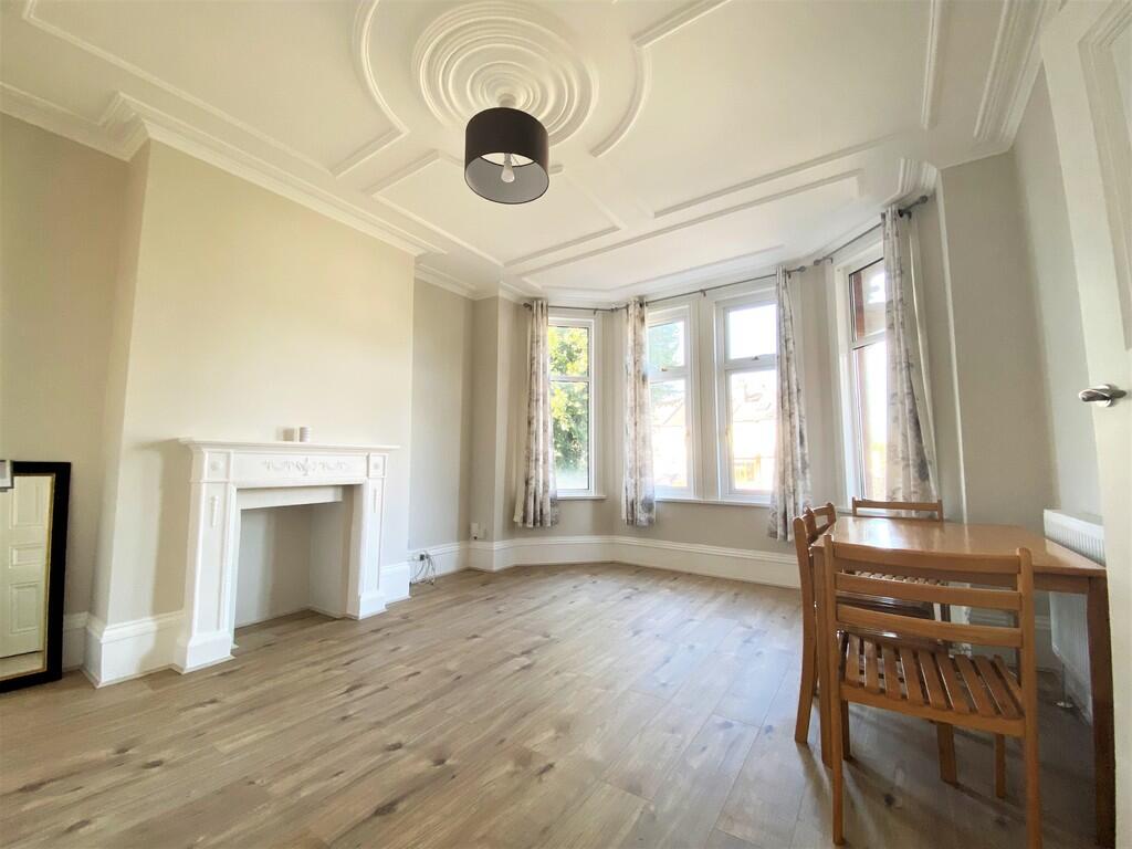 Main image of property: Bourne Hill, Palmers Green, London, N13