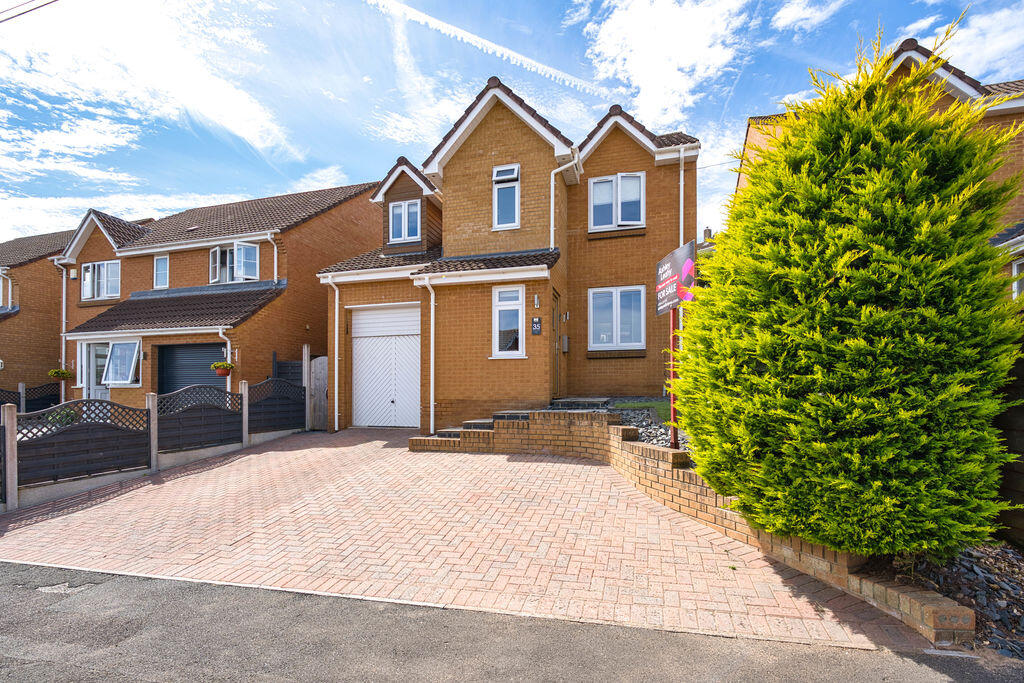 Main image of property: Midhaven Rise, Worle - SHOW HOME STANDARD