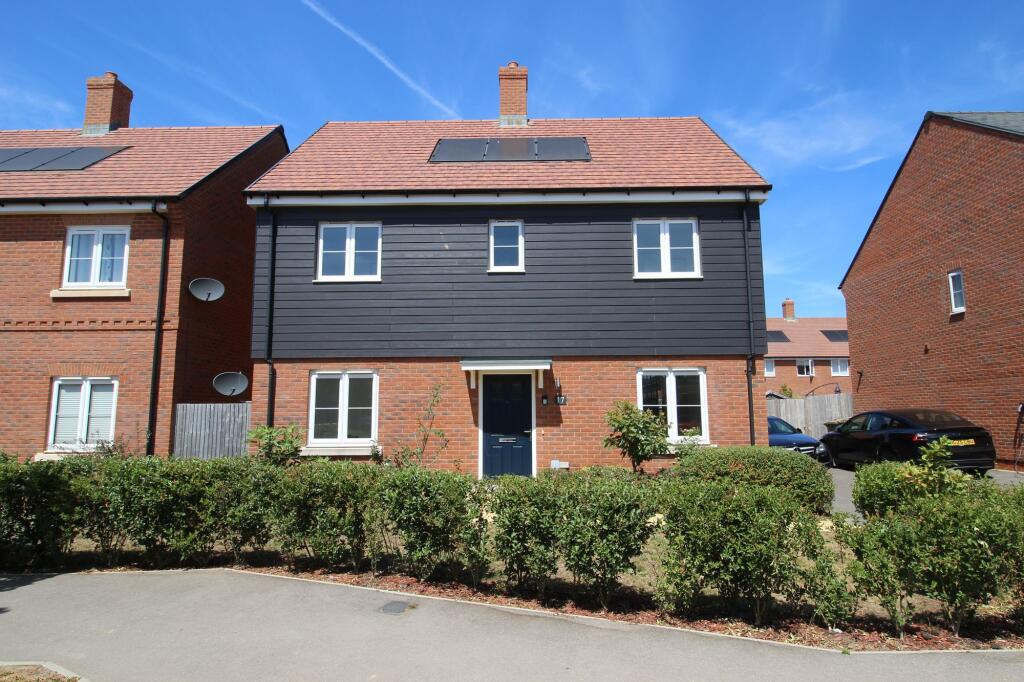 Main image of property: Wren Walk, Botley, SO32