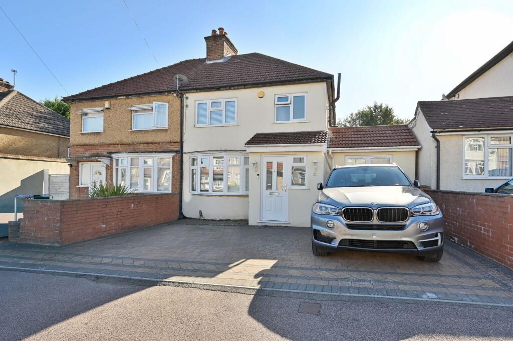 Main image of property: Beechwood Rise, Watford, WD24