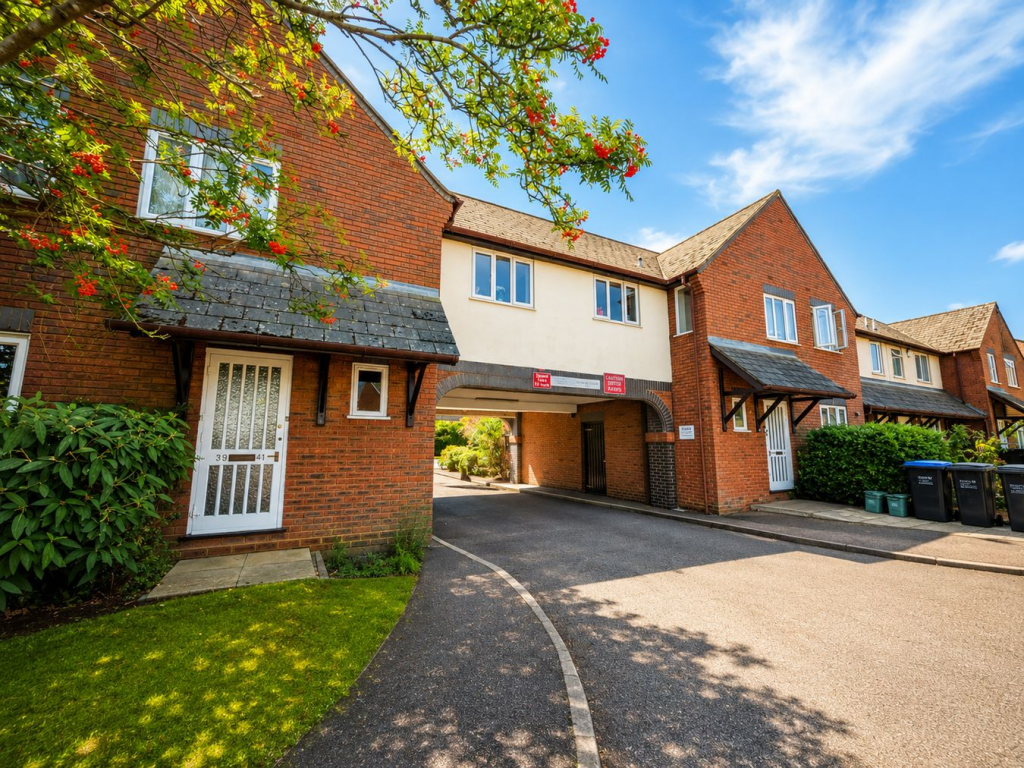 Main image of property: Ground Lane, Hatfield, AL10