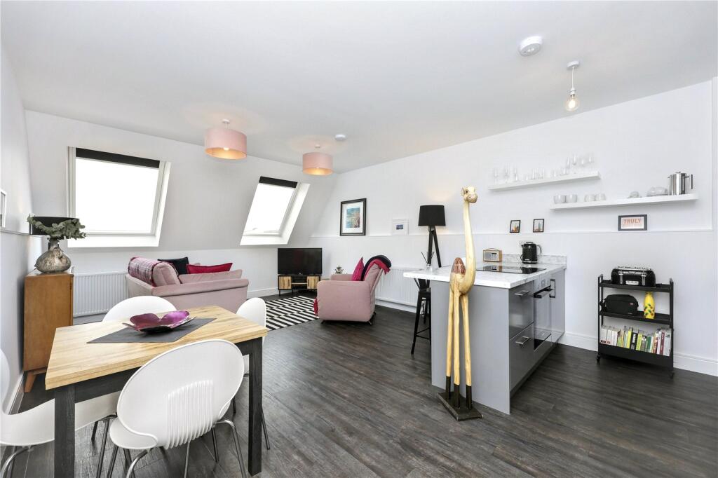 Main image of property: Linen Quarter, Dunfermline, KY12
