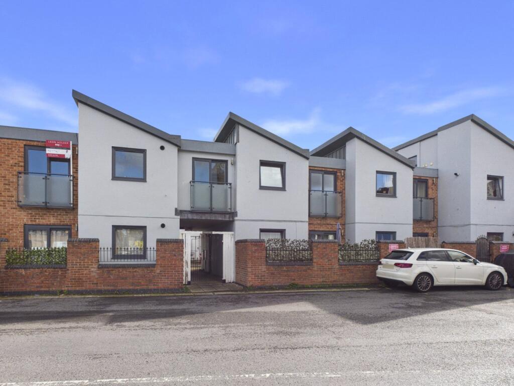Main image of property: Flat 3 Cloisters View, Hare Lane, Gloucester, GL1