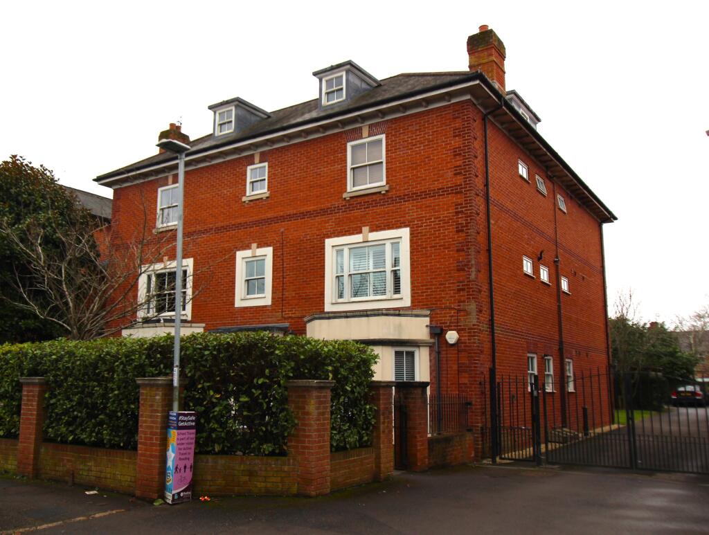 Main image of property: Brownlow Road, Reading, RG1