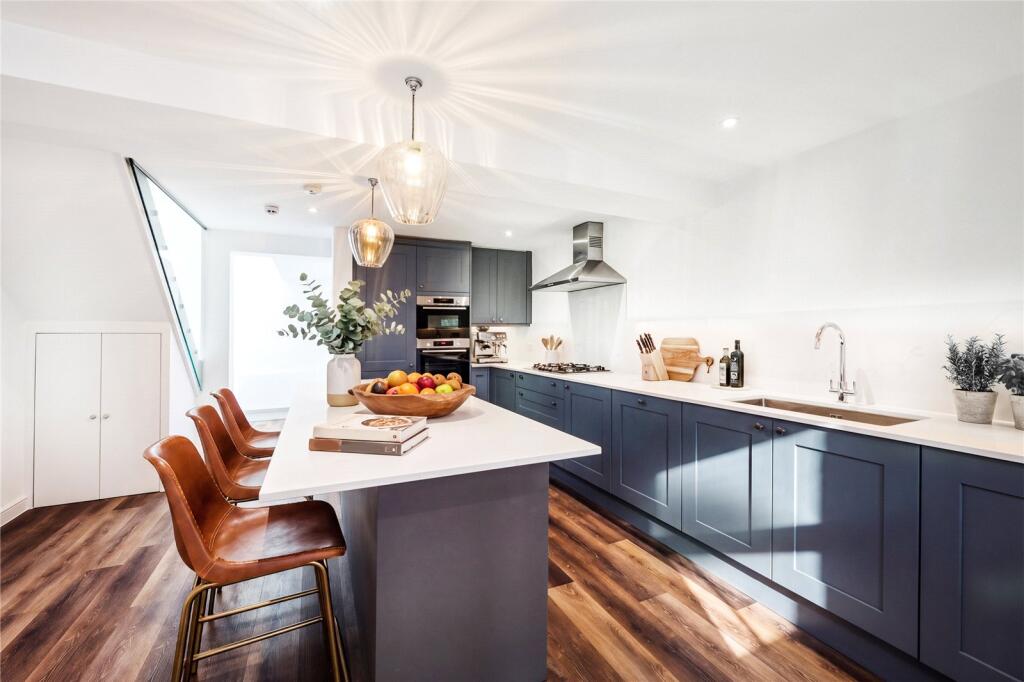 Main image of property: Edge Street, London, W8