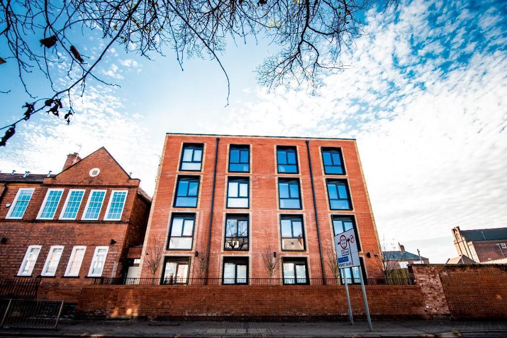 Main image of property: 22 Upperton Road, Leicester, Leicestershire, LE3