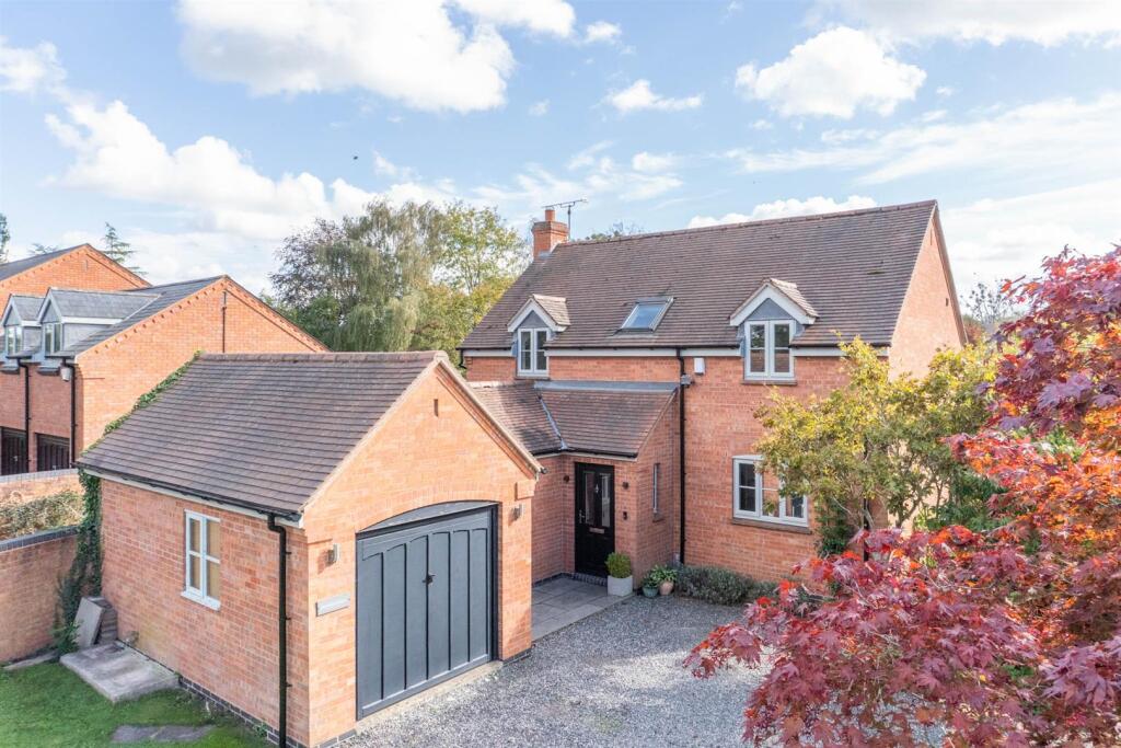 Main image of property: Brimfield, Ludlow