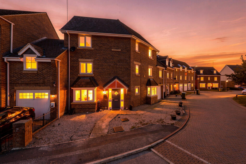 Main image of property: Troydale Park, Pudsey, LS28