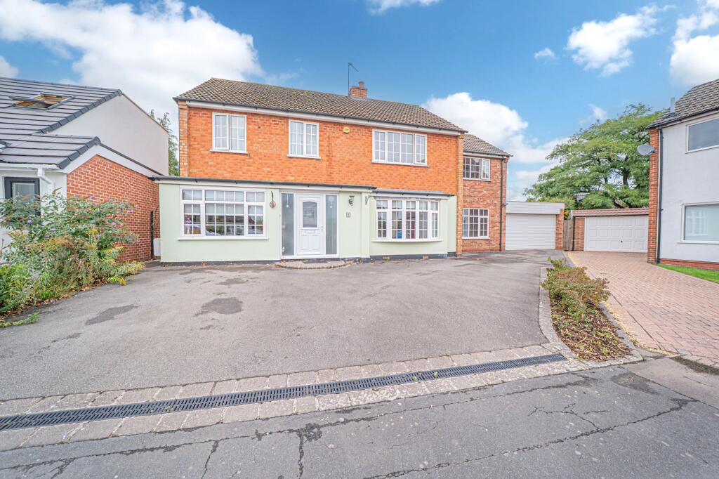 Main image of property: Rosehall Close, Solihull, B91