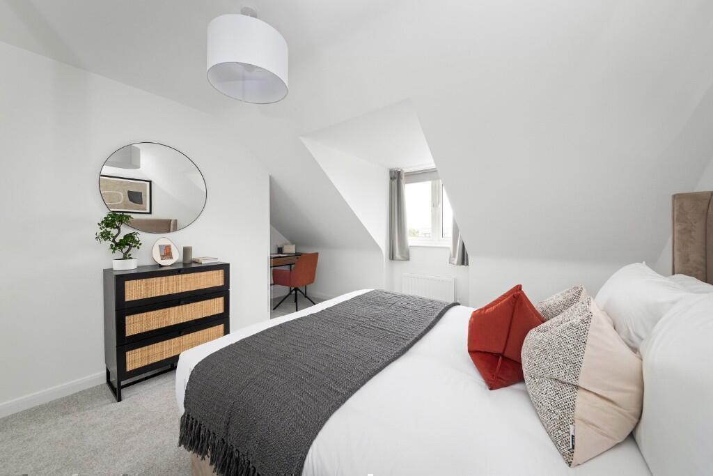 Main image of property: Parda Alpina Drive, Milton Keynes, Buckinghamshire, MK8
