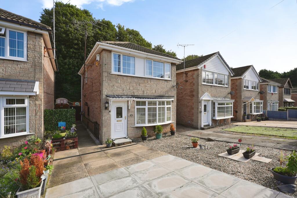 Main image of property: Rooks Avenue, Cleckheaton, BD19