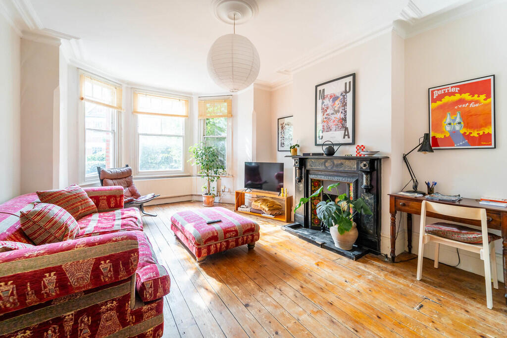Main image of property: Alexandra Park Road, Muswell Hill N10