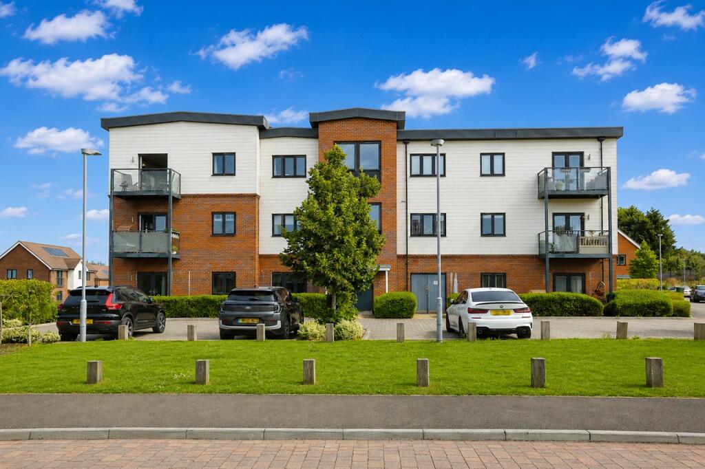 Main image of property: Claypit Copse, Bursledon, Southampton