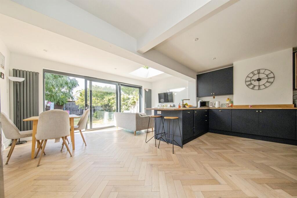 Main image of property: Goring Road, Ipswich