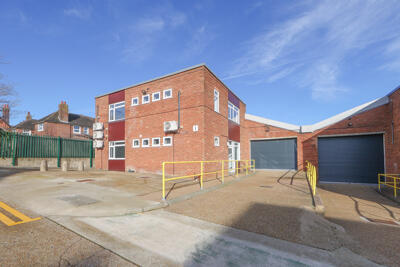 Photo 26. Unit 1.