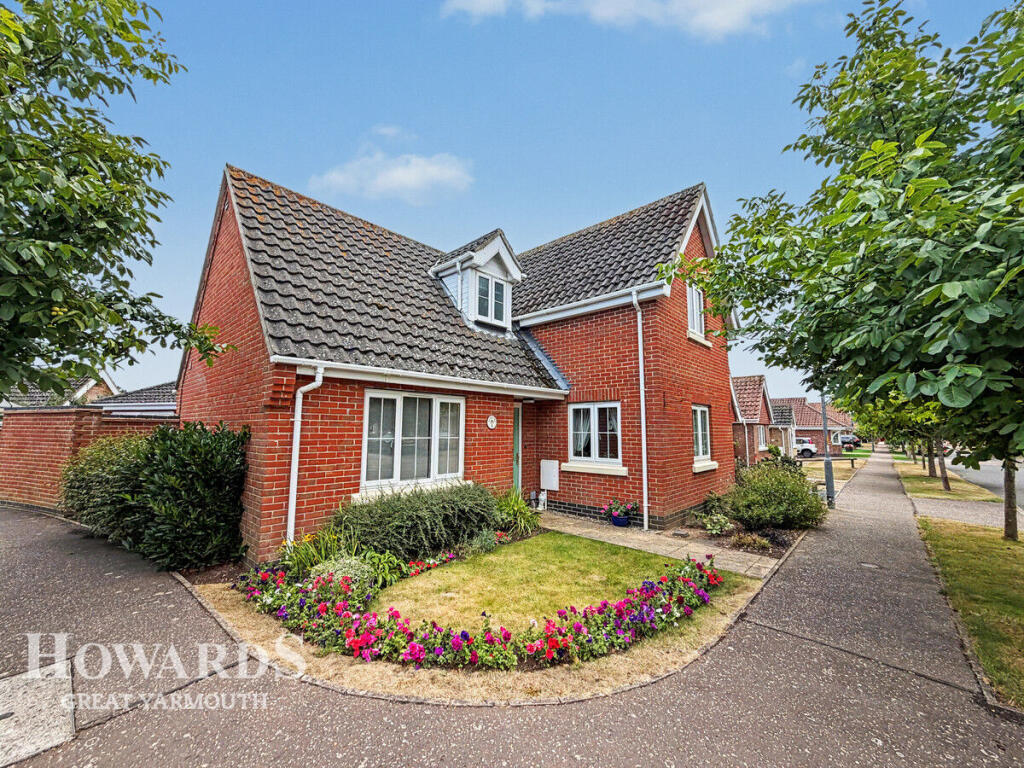 Main image of property: Walnut Tree Avenue, Martham