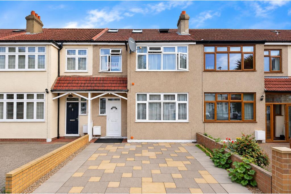 Main image of property: Hazelwood Avenue, Morden, SM4