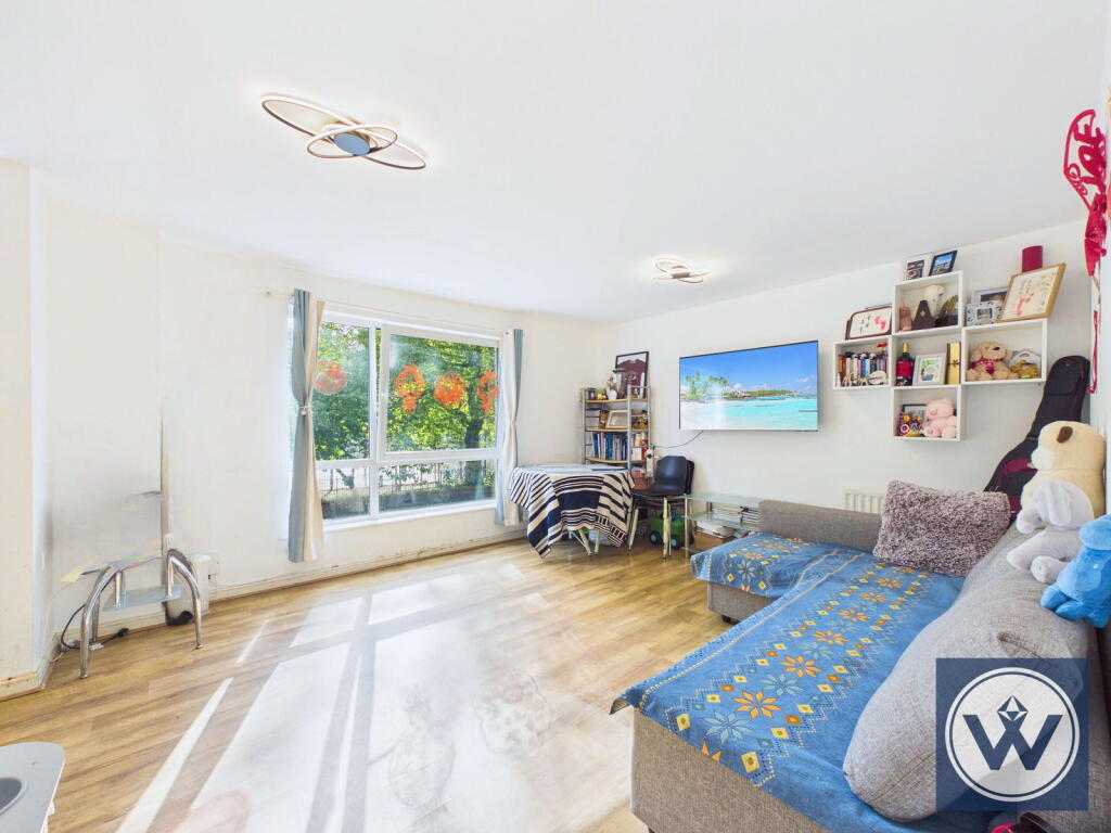 Main image of property: 95 Plymouth Grove, Manchester, M13