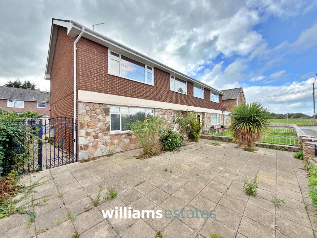 Main image of property: Gernant, Llanrhaeadr, LL16