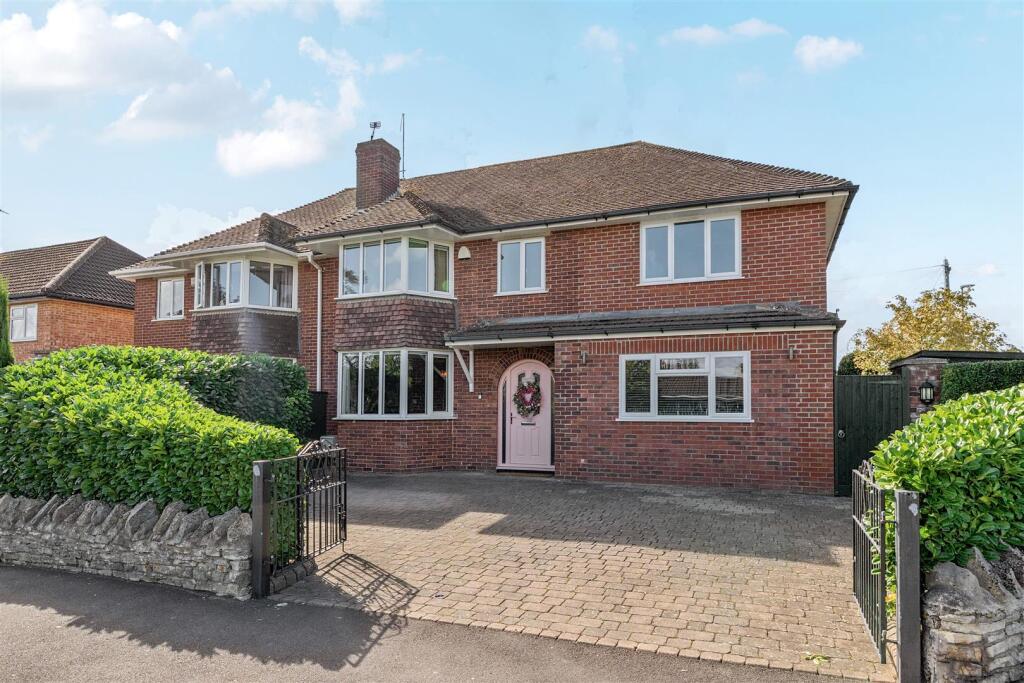Main image of property: Chandag Road, Keynsham, Bristol