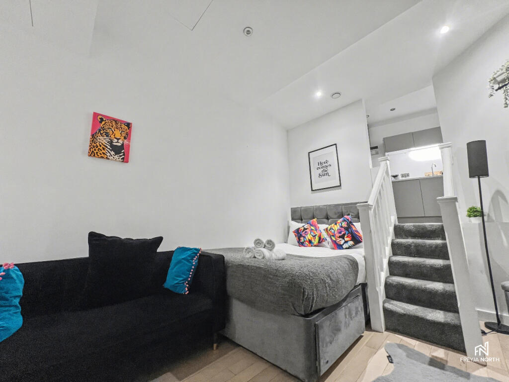 Main image of property: Apartment 18, Produce Exchange Building, 8 Victoria Street, Liverpool, Merseyside, L2 6QJ