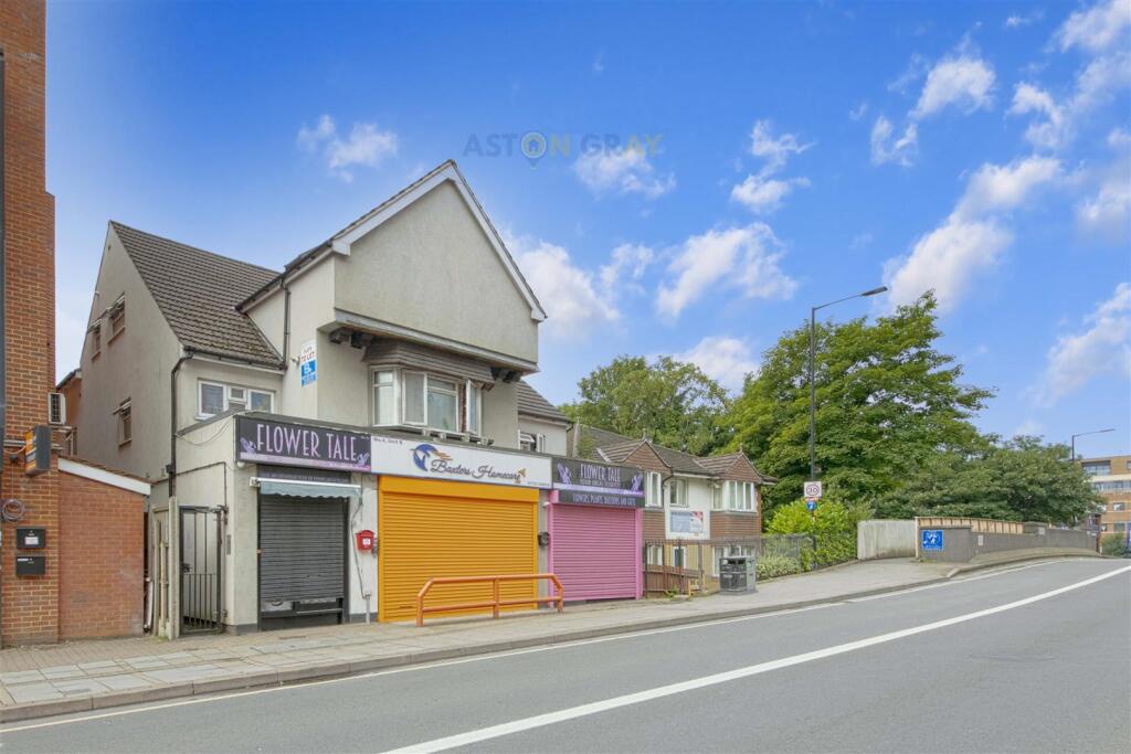 Main image of property: 4 - 6 High Street, Slough
