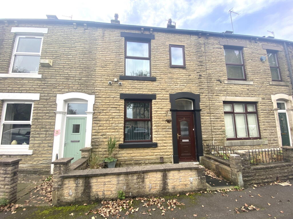 Main image of property: 7 St James Street, OL2 7TD