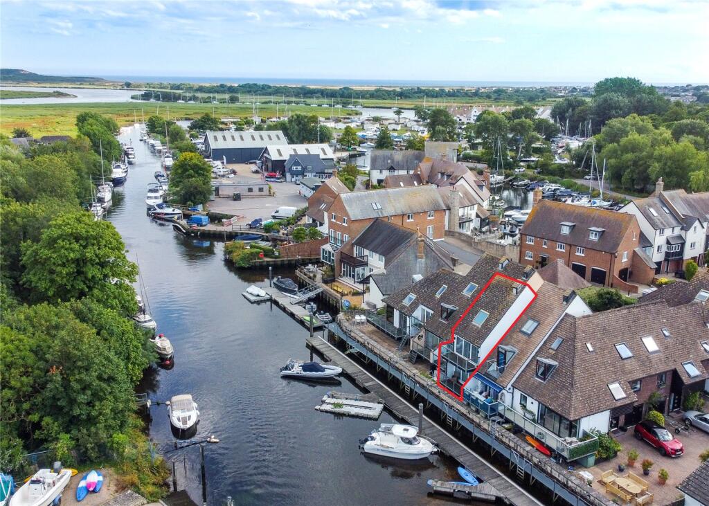 Main image of property: Avon Wharf, Bridge Street, Christchurch, Dorset, BH23