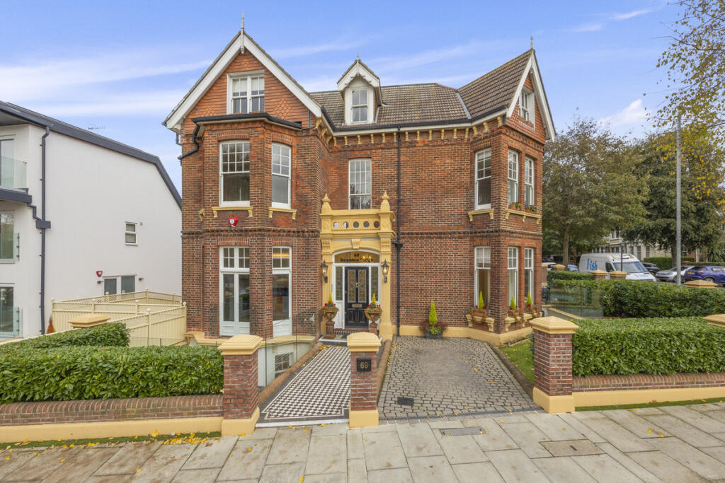 Main image of property: Wilbury Avenue, Hove