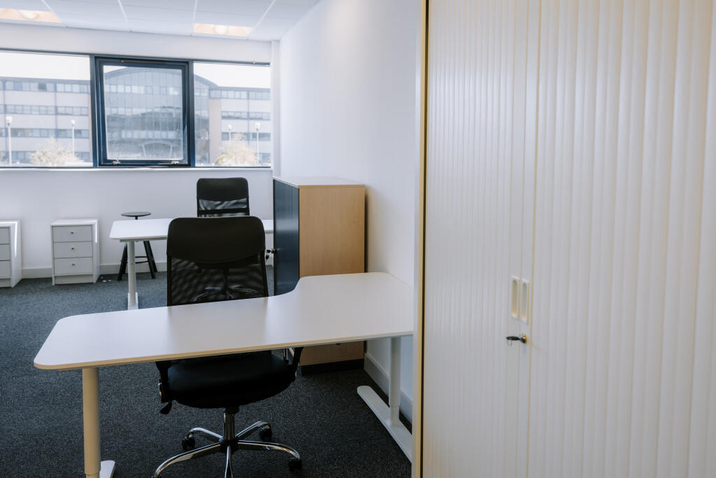 500 sqft office