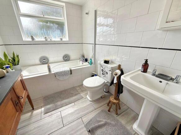 Apartment Bathroom