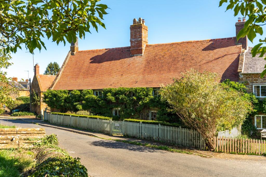 Main image of property: Wardington, Oxfordshire