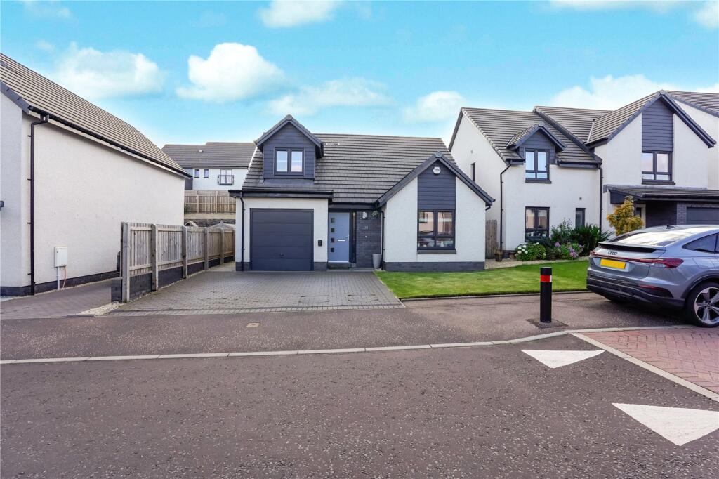 Main image of property: Forth Crescent, Bo'ness, Stirlingshire, EH51
