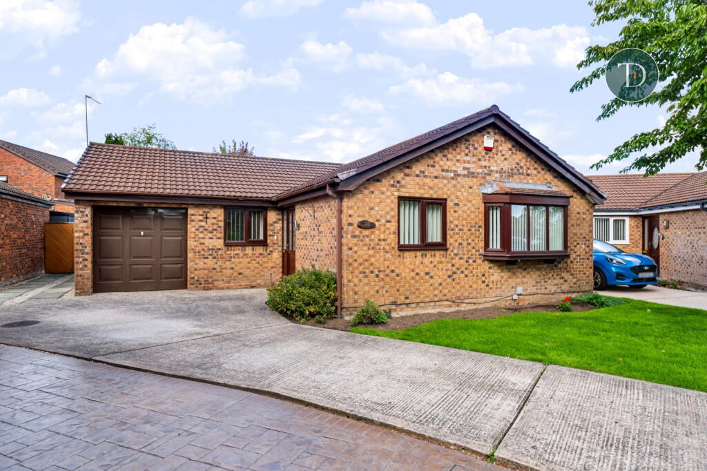 Main image of property: Parliament Way, Great Sutton, Ellesmere Port, CH66