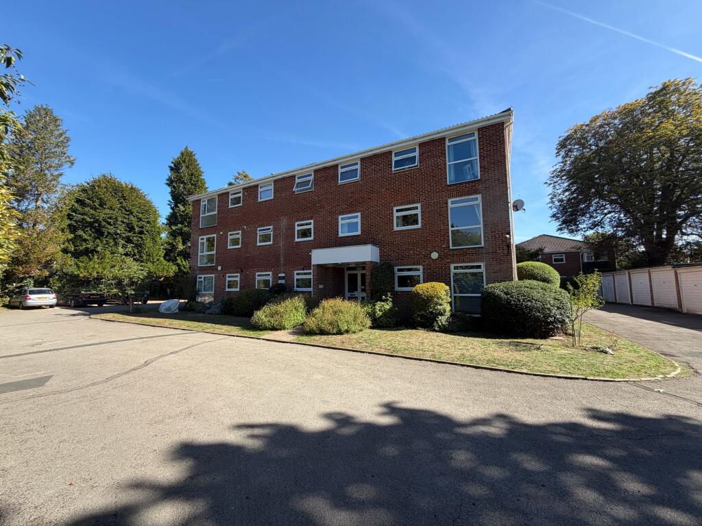 Main image of property: Horsham Road, Shalford, GU4
