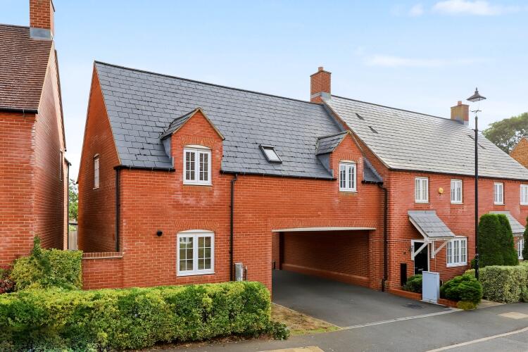 Main image of property: Middleton Cheney