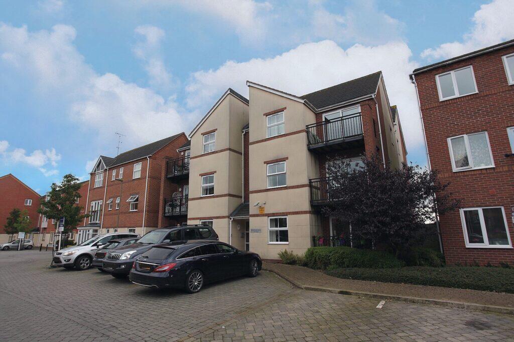 Main image of property: Alma Road, Banbury, OXON, OX16